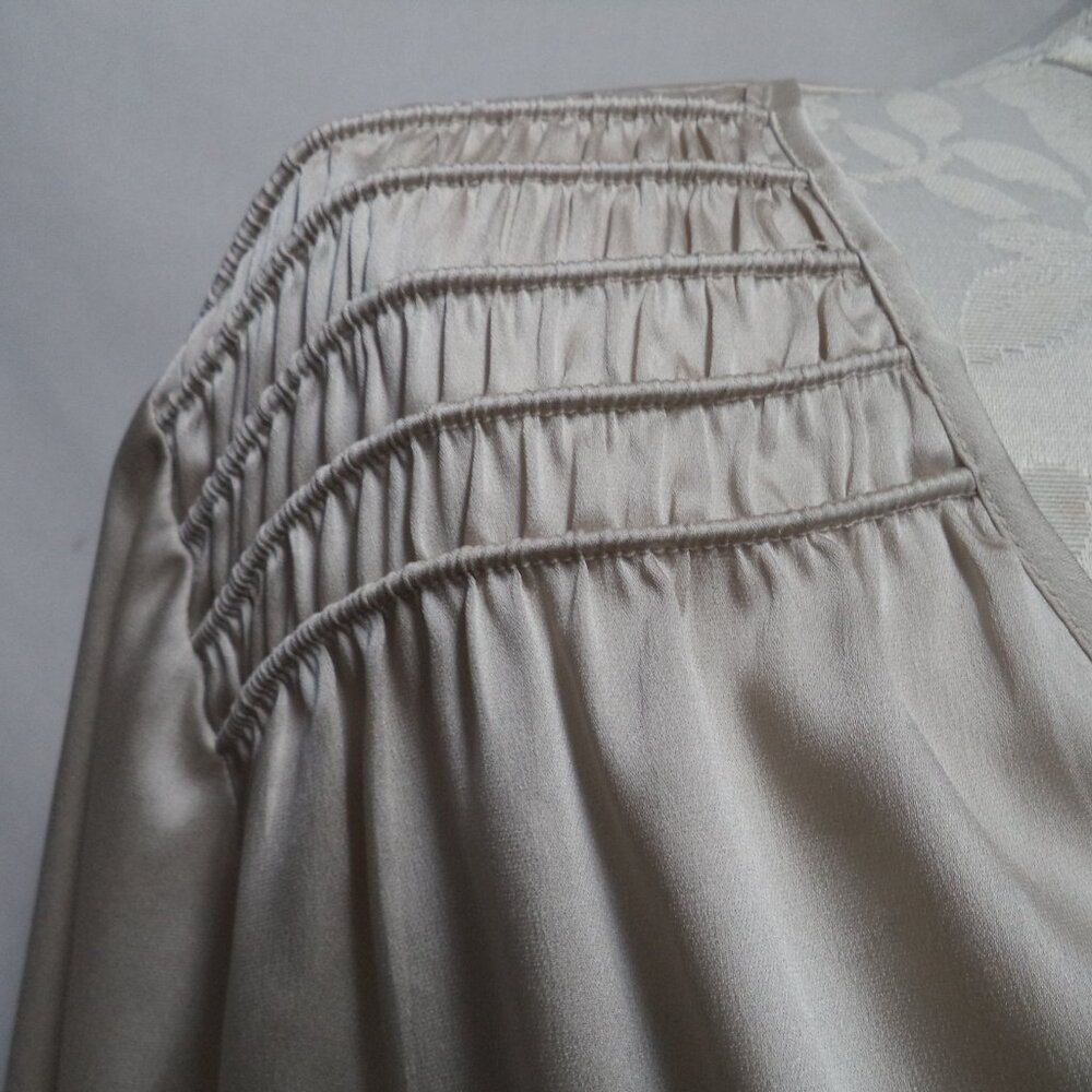 White House Black Market WHBM Satin cream top blouse NEW NWT Size Sz X-Large XL - Picture 4 of 14